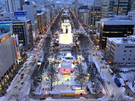 삿포로 클럽: 눈 속의 열정과 음악의 교차로